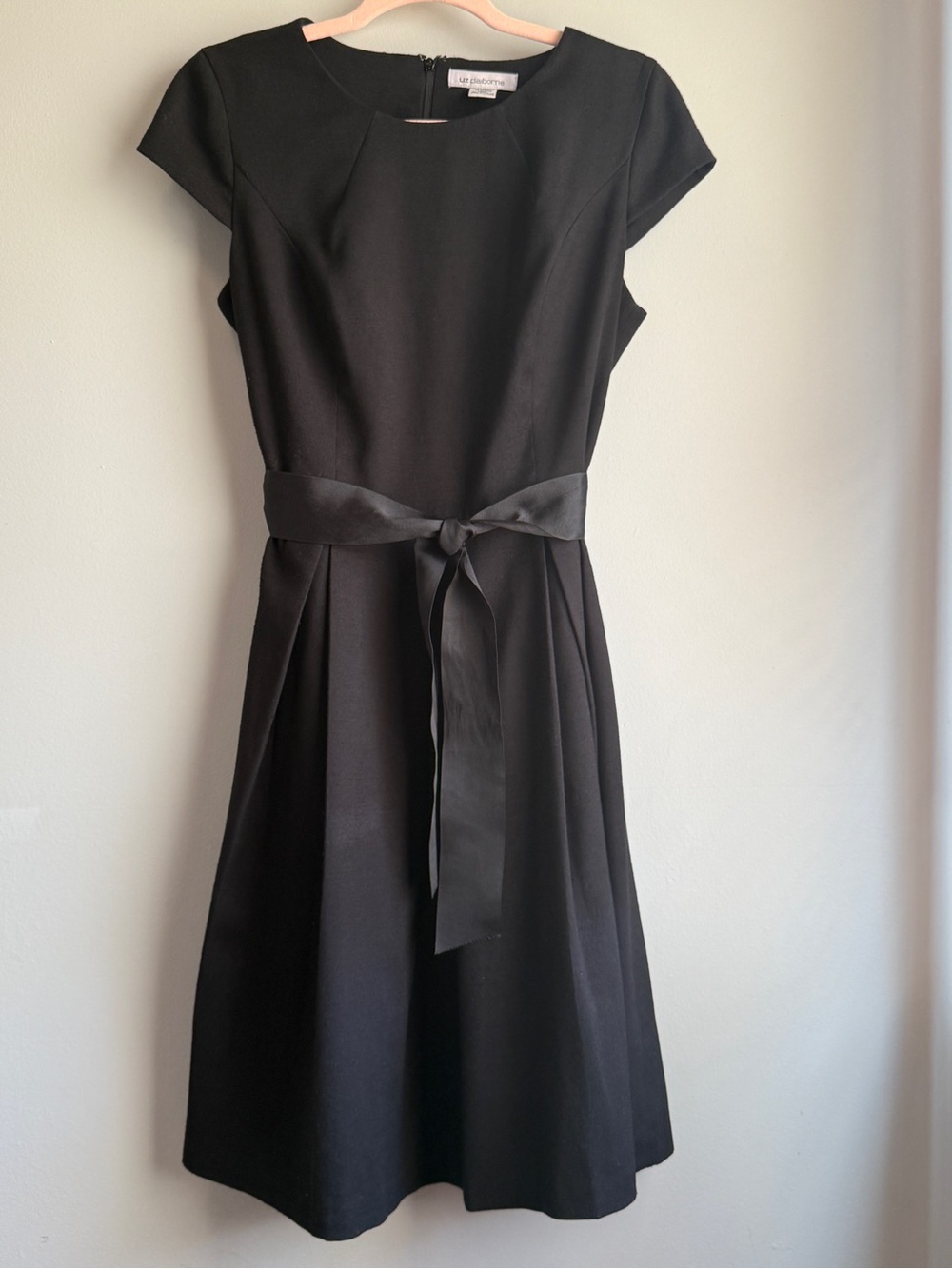 Liz Claiborne Black Cap-Sleeve A-Line Dress with Gross Grain Waist Tie Size 10